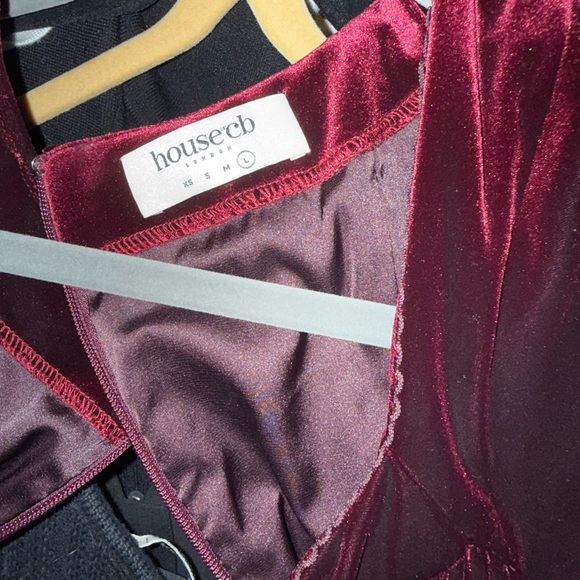 House of CB Deep Red Velvet Long Sleeve Dress - Picture 5 of 6